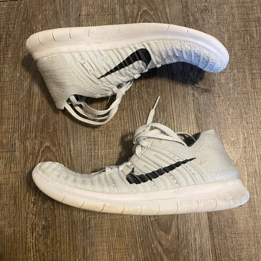 Nike Free Run Flyknit Shoes Size 7